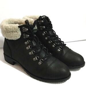 CLIFFS WHITE MOUNTAIN BLACK MOTO ANKLE BOOTS COMBAT ANKLE BOOTIES SIZE 7…